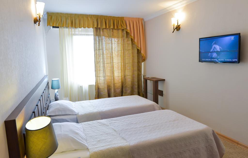 Hotel Old Town Koetaisi Buitenkant foto