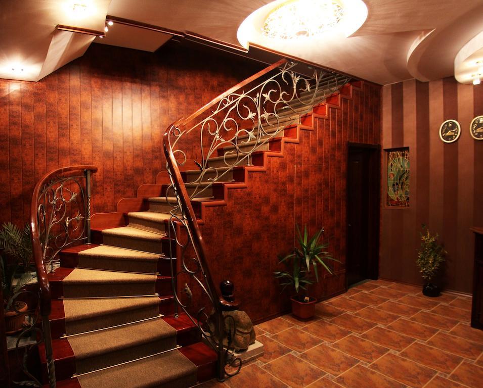 Hotel Old Town Koetaisi Buitenkant foto