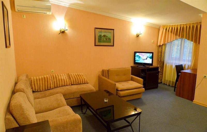 Hotel Old Town Koetaisi Buitenkant foto